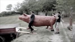 3kolektiv (Maša Gala, Eva Kastelic, Katja Felle) - Rezervoar "Svinja je umetnost in umetnost je svinja"